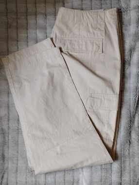 bp Men's Light Cream Cargo Pants